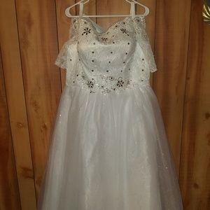 Wedding dress
